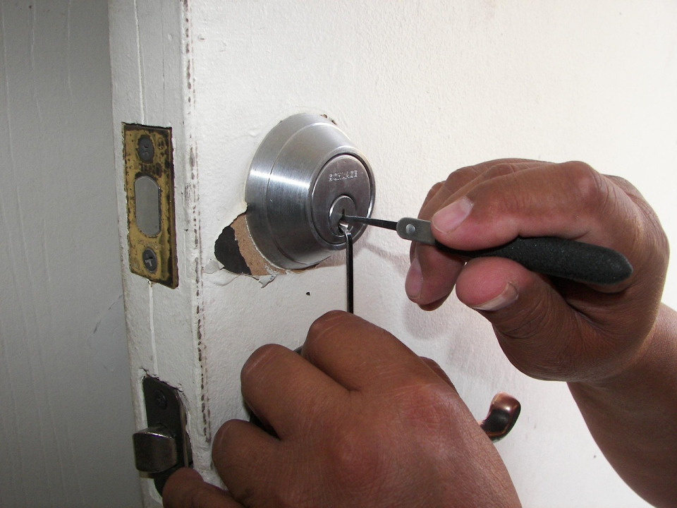 high security lock installation